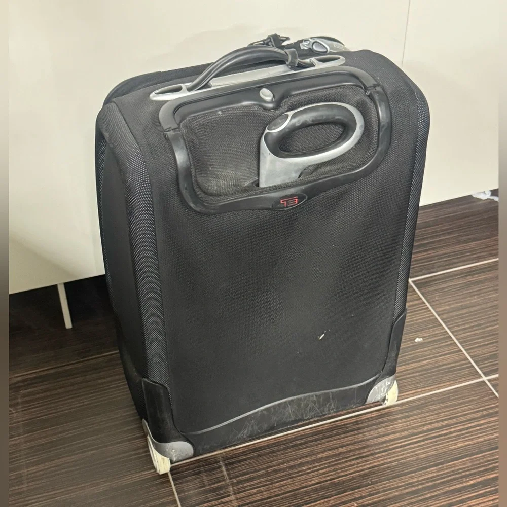 Tumi Black Softside Rolling Carry-On with Front Pocket Suitcase Luggage